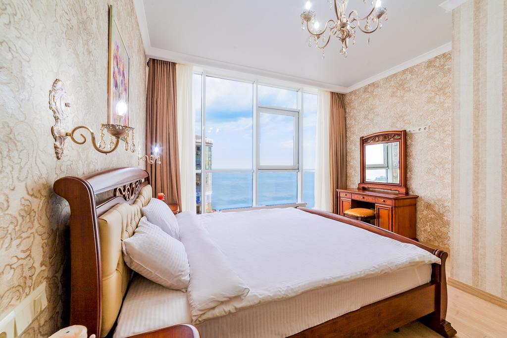 Apartment Pearl Of Arcadia Odesa Exterior photo